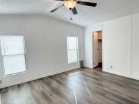 1990 REDMAN CRESTPOINT Manufactured Home