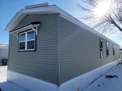 Photo 2 of 9 of home located at 2412 Dolphin Maplewood, MN 55119