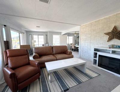 Photo 3 of 32 of home located at 32600 Highway 74 #42 Hemet, CA 92545