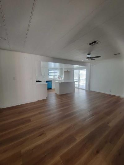 Photo 4 of 15 of home located at 17700  Avalon Bl#396 Carson, CA 90746