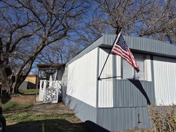 1977  Mobile Home For Sale
