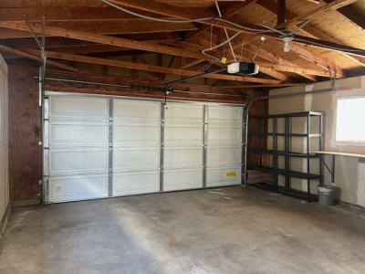 Photo 5 of 50 of home located at 15455 Glenoaks Blvd, Sp. 489 Sylmar, CA 91342