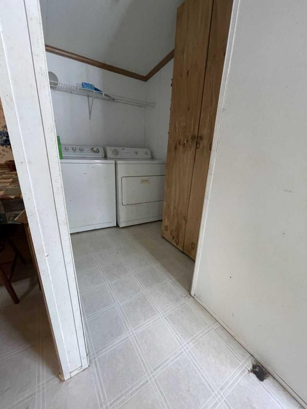 2001 Redman a631 Mobile Home