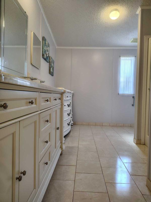 2002 Homes of Merit Manufactured Home