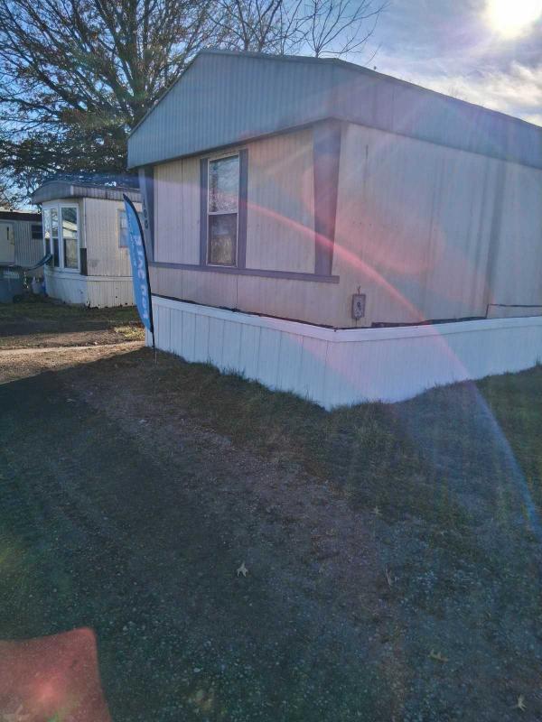 1993  Mobile Home For Sale