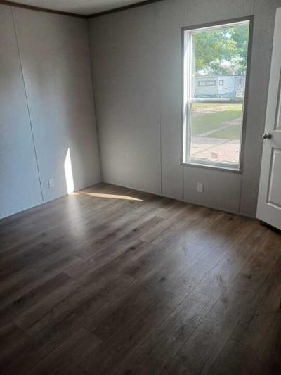 Photo 4 of 8 of home located at 930 Graphic Arts Rd, Lot 46 Emporia, KS 66801