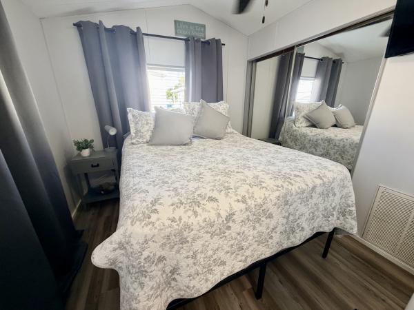1992 Mobile Home