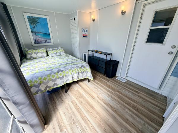 1992 Mobile Home