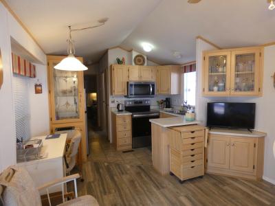 Photo 4 of 13 of home located at 1110 North Henness Rd 936 Casa Grande, AZ 85122