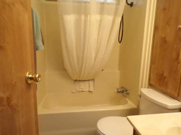 1987 Skyline Manufactured Home