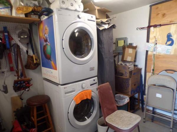 1987 Skyline Manufactured Home