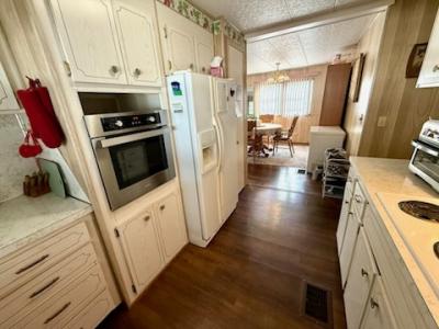 Photo 5 of 16 of home located at 2550 State Rd. 580 #0284 Clearwater, FL 33761