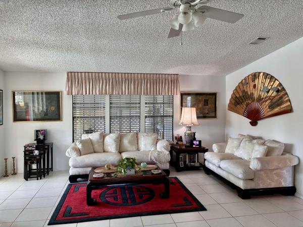 1988 Glenbrook Manufactured Home