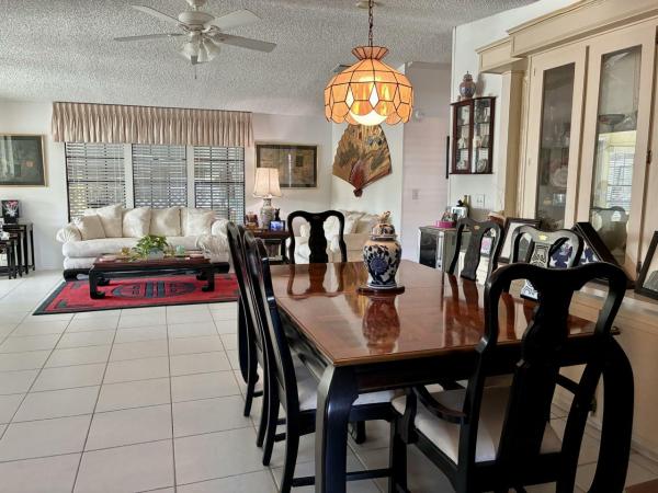 1988 Glenbrook Manufactured Home