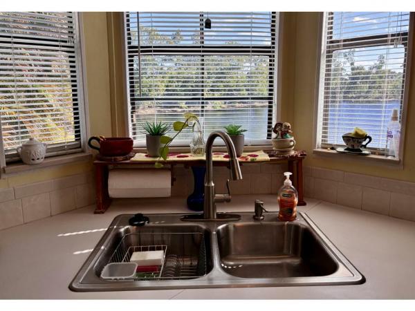 1988 Glenbrook Manufactured Home