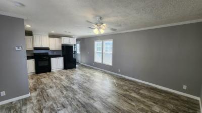 Photo 4 of 13 of home located at 6539 Townsend Rd, #297 Jacksonville, FL 32244