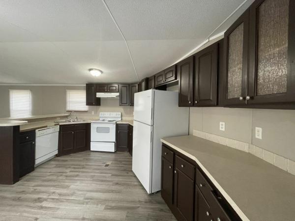 2004 Clayton Homes Mobile Home