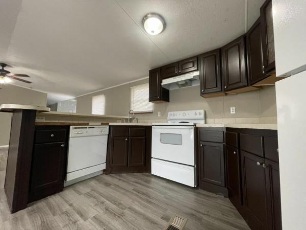 2004 Clayton Homes Mobile Home