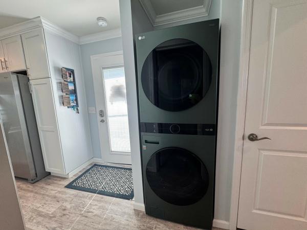 2022 Champion MD 64 Mobile Home