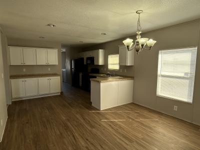 Photo 4 of 8 of home located at 4914 Vista Fairway San Antonio, TX 78244