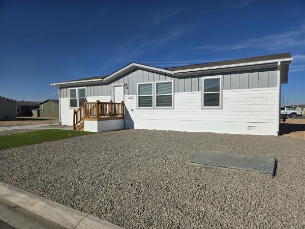 2025 Champion Honey Badger Mobile Home