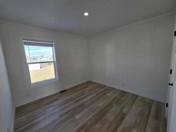 2025 Champion Honey Badger Mobile Home