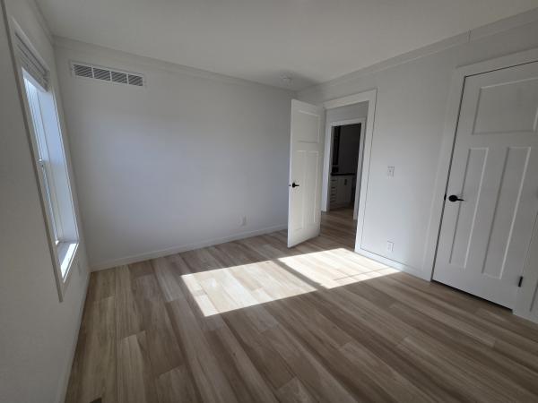 2025 Champion Honey Badger Mobile Home