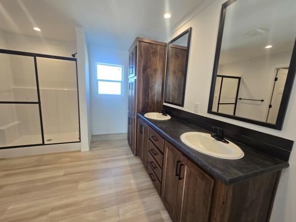 2025 Champion Snowshoe Hare Mobile Home