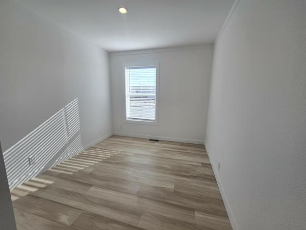 2025 Champion Snowshoe Hare Mobile Home