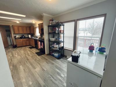 Photo 4 of 23 of home located at 24267 Manchester Drive Brownstown, MI 48134