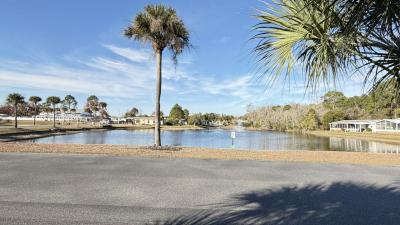 Photo 4 of 13 of home located at 1068 SE Lake James Ave Crystal River, FL 34429