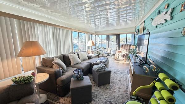 1991 Home of Merit  Home