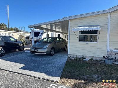 Mobile Home at 39146 Otis Allen Rd Zephyrhills, FL 33540
