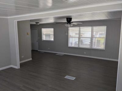 Photo 3 of 8 of home located at 570 57th Ave W, 127 Bradenton, FL 34207