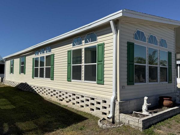 2002 Jacobsen Mobile Home