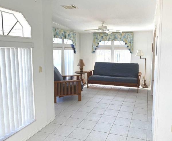 2002 Jacobsen Mobile Home