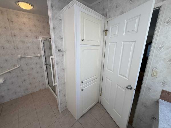 2002 Jacobsen Mobile Home