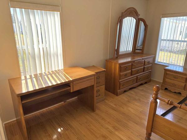 2002 Jacobsen Mobile Home