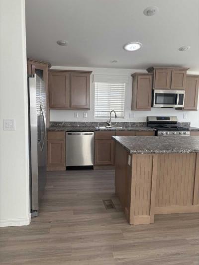 Photo 2 of 12 of home located at 2609 W Southern Ave Tempe, AZ 85282