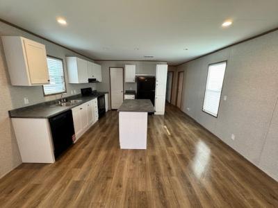 Photo 3 of 8 of home located at 5291 Collins Rd., #191 Jacksonville, FL 32244