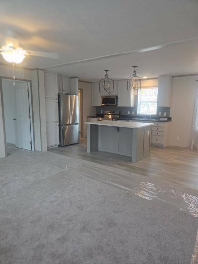 Mobile Home at 111 Cottonwood Dr, #111Cot Morton, IL 61550