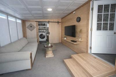 Photo 3 of 21 of home located at 2261 Gulf To Bay Blvd Clearwater, FL 33764