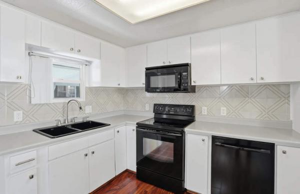 1968 TEAK Manufactured Home