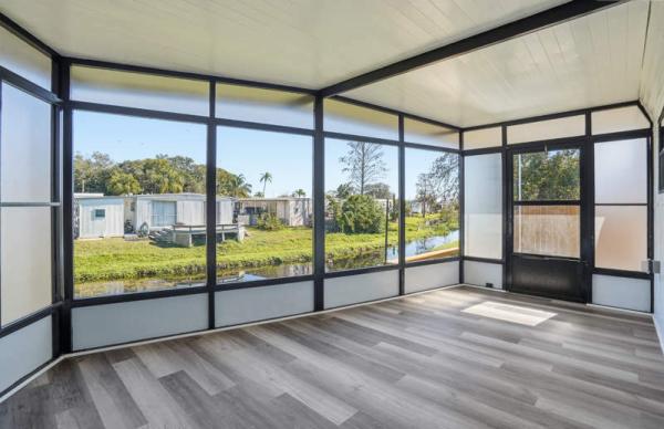 1968 MANO Manufactured Home