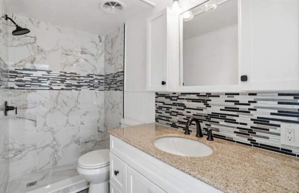 1968 MANO Manufactured Home