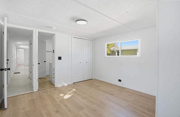 1968 MARL Manufactured Home