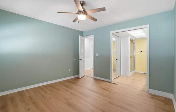 1968 Hillcrest Manufactured Home