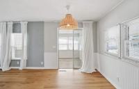 1968 Hillcrest Manufactured Home