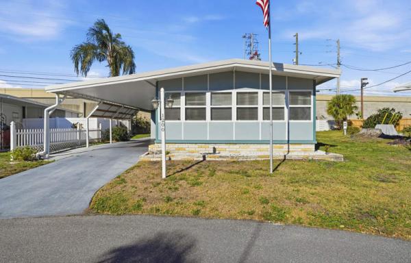 1968 Hillcrest Manufactured Home