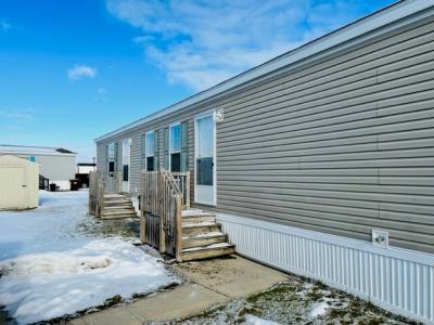 Photo 4 of 15 of home located at 4439 Montgomery Court Jackson, MI 49201